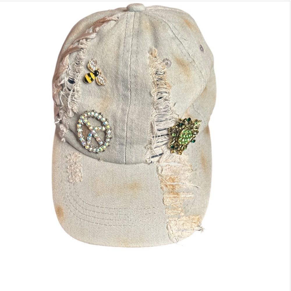 Embellished Distressed Gray Cap